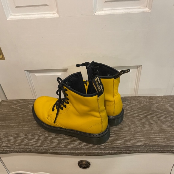 Doc Martin yellow side zip lace up boot - Picture 2 of 7